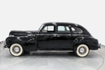 1940 CHRYSLER NEW YORKER 4-DOOR SEDAN - Side Profile - 249920