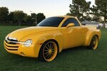 2004 CHEVROLET SSR CUSTOM PICKUP - Front 3/4 - 250421