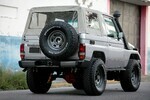 1989 TOYOTA LAND CRUISER FJ70 - Rear 3/4 - 250564