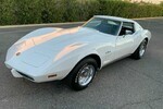 1975 CHEVROLET CORVETTE T-TOP COUPE - Front 3/4 - 251334
