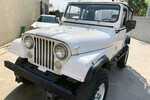 1984 JEEP CJ7 CUSTOM SUV - Front 3/4 - 251335