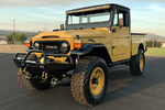1966 TOYOTA LAND CRUISER FJ45 CUSTOM "CATERPILLAR" PICKUP - Front 3/4 - 253418