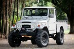 1975 TOYOTA LAND CRUISER FJ45 CUSTOM PICKUP - Front 3/4 - 254241