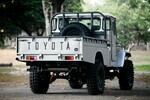 1975 TOYOTA LAND CRUISER FJ45 CUSTOM PICKUP - Rear 3/4 - 254241