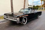 1965 LINCOLN CONTINENTAL CUSTOM CONVERTIBLE - Front 3/4 - 256823