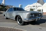 1964 BUICK RIVIERA CUSTOM COUPE - Front 3/4 - 257039