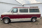 1989 FORD ECONOLINE CLUB WAGON - Side Profile - 260208