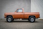 1973 CHEVROLET C10 CUSTOM PICKUP - Side Profile - 264675