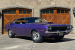 1970 DODGE CHALLENGER R/T SE - Front 3/4 - 267249