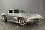 1963 CHEVROLET CORVETTE SPLIT-WINDOW CUSTOM COUPE - Front 3/4 - 267842