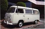 1969 VOLKSWAGEN CAMPER BUS - Front 3/4 - 43880