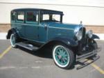 1929 OAKLAND 4 DOOR SEDAN - Front 3/4 - 70923