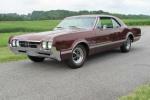 1966 OLDSMOBILE CUTLASS 442 2 DOOR HOLIDAY COUPE - Front 3/4 - 81012