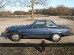 1986 MERCEDES-BENZ 560SL CONVERTIBLE - Rear 3/4 - 89574