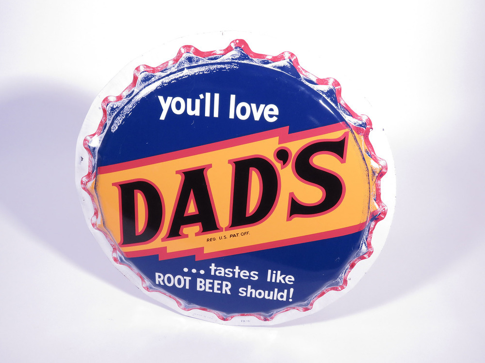 1950S DAD'S ROOT BEER THREE-DIMENSIONAL TIN SIGN - Automobilia