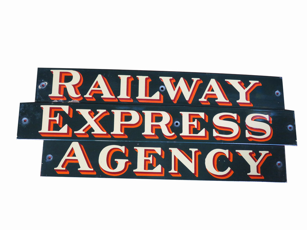 1930S RAILWAY EXPRESS AGENCY PORCELAIN SIGN - Automobilia