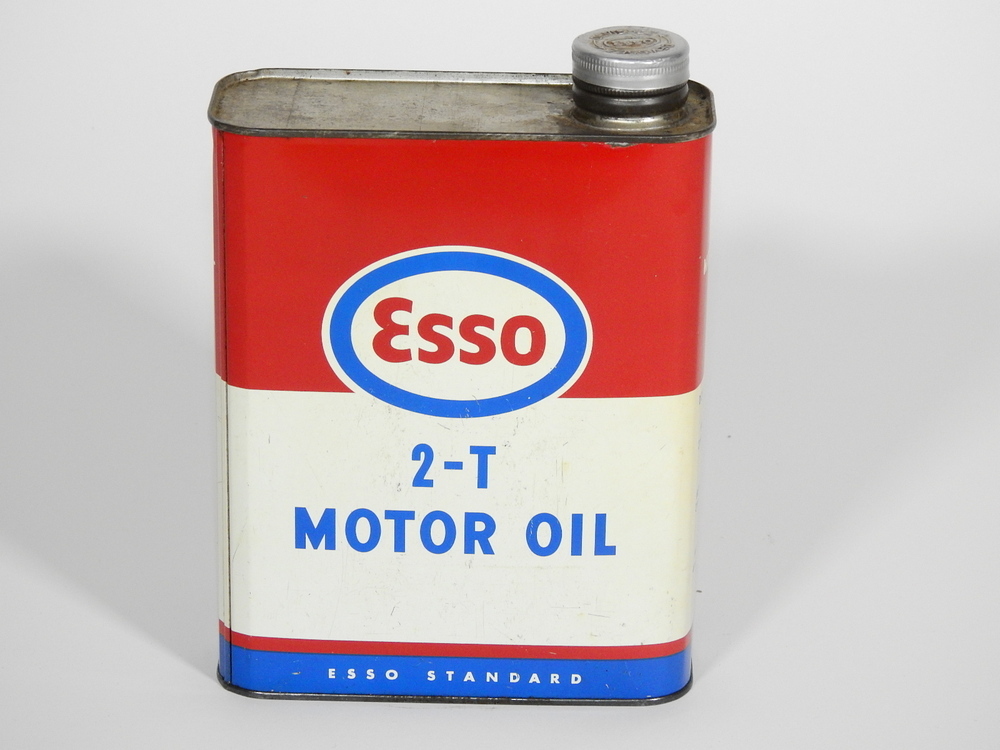 LATE 1950S-EARLY '60S ESSO MOTOR OIL TIN - Automobilia | Barrett