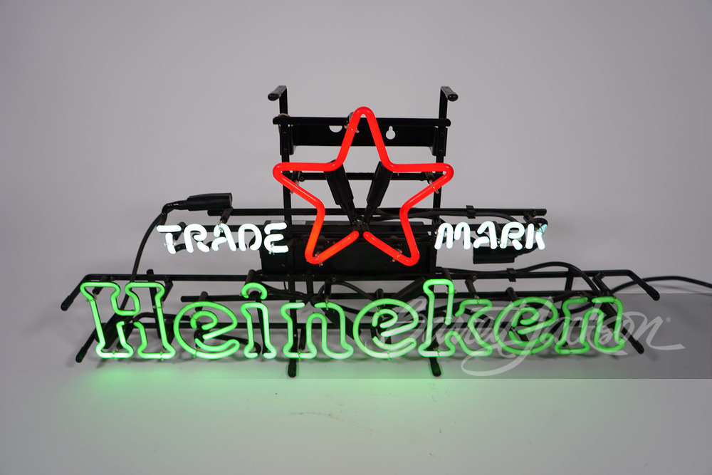 HEINEKEN BEER NEON TAVERN SIGN - Automobilia | Barrett-Jackson