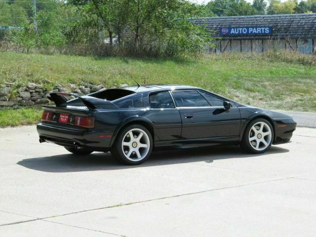 2001 Lotus Esprit: market value and price history