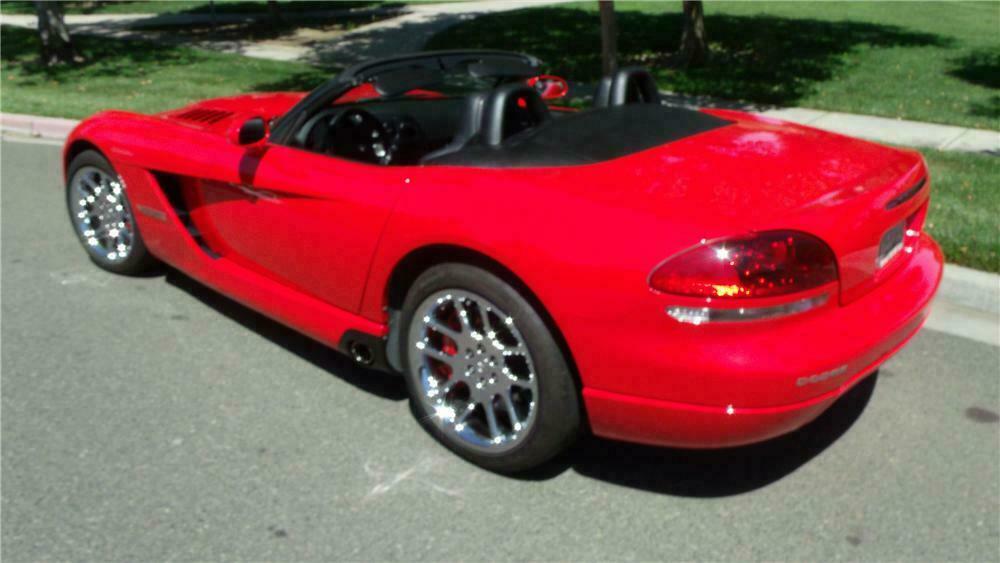 2005 Dodge Viper SRT-10 Roadster