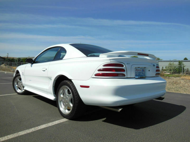 1994 Ford Mustang SVT Cobra Coupe: market value and price history