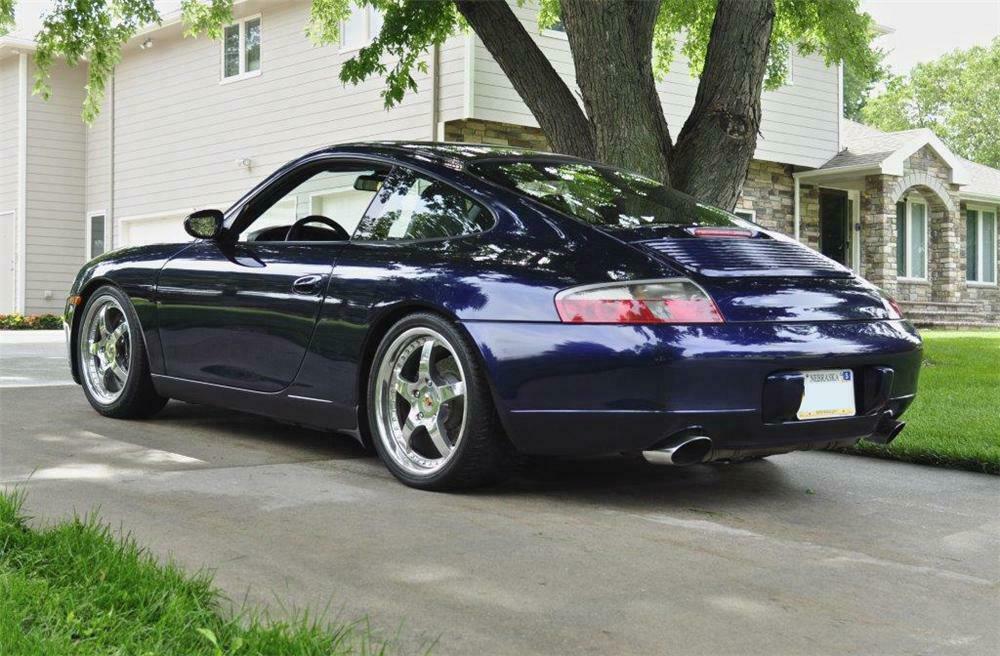2001 Porsche 911 Carrera image 1