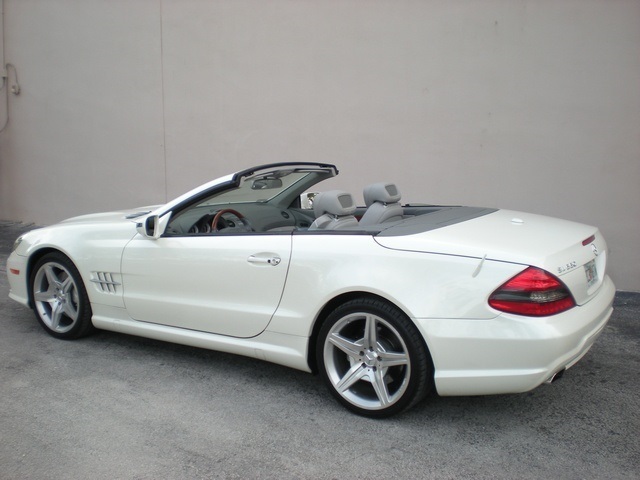 2009 Mercedes-Benz SL550: market value and price history