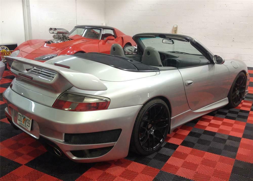 2001 Porsche 911 Carrera image 1