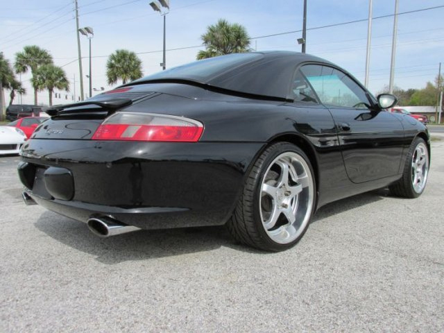 2002 Porsche 911 Carrera image 1