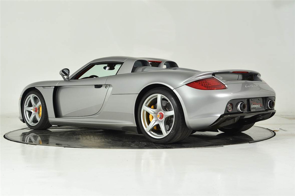 2004 Porsche Carrera GT Base image 1