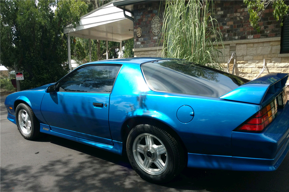 1992 Chevrolet Camaro Z28: market value and price history