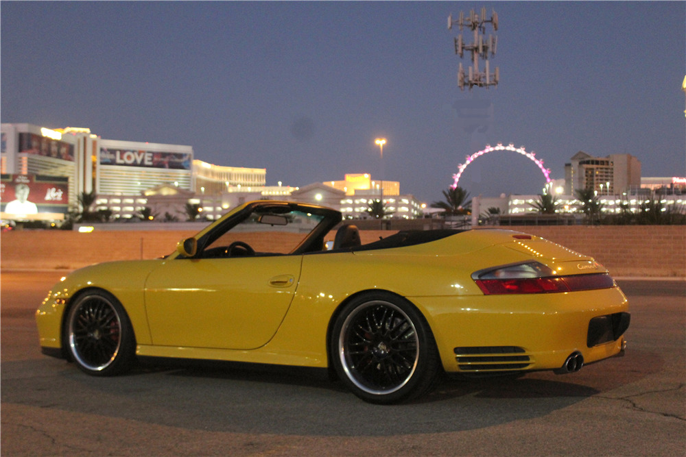 2004 Porsche 911 Carrera 4S image 1