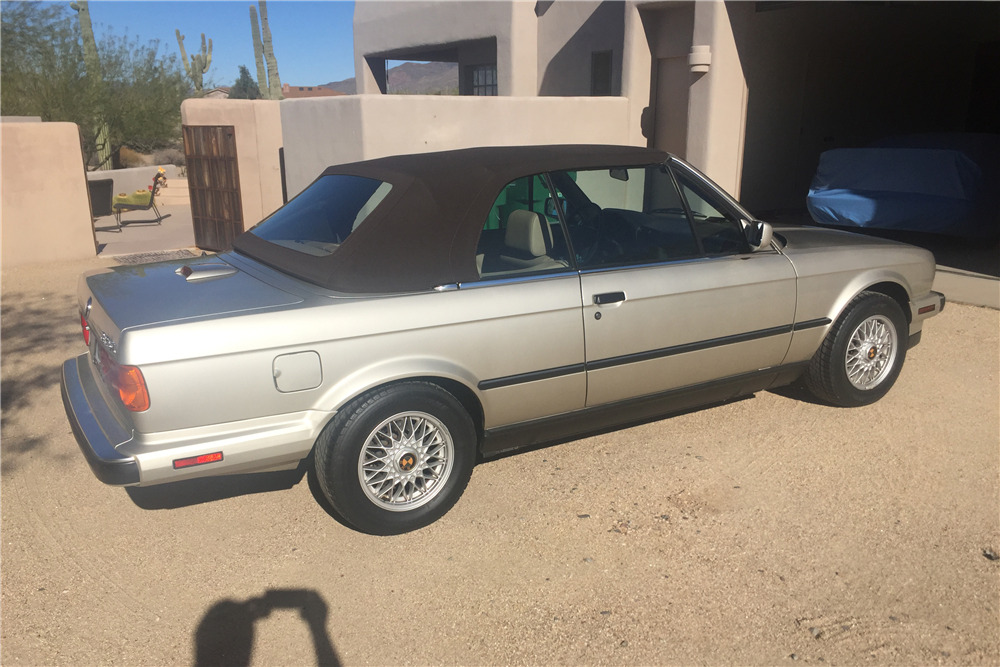 1990 BMW 325i Convertible: market value and price history