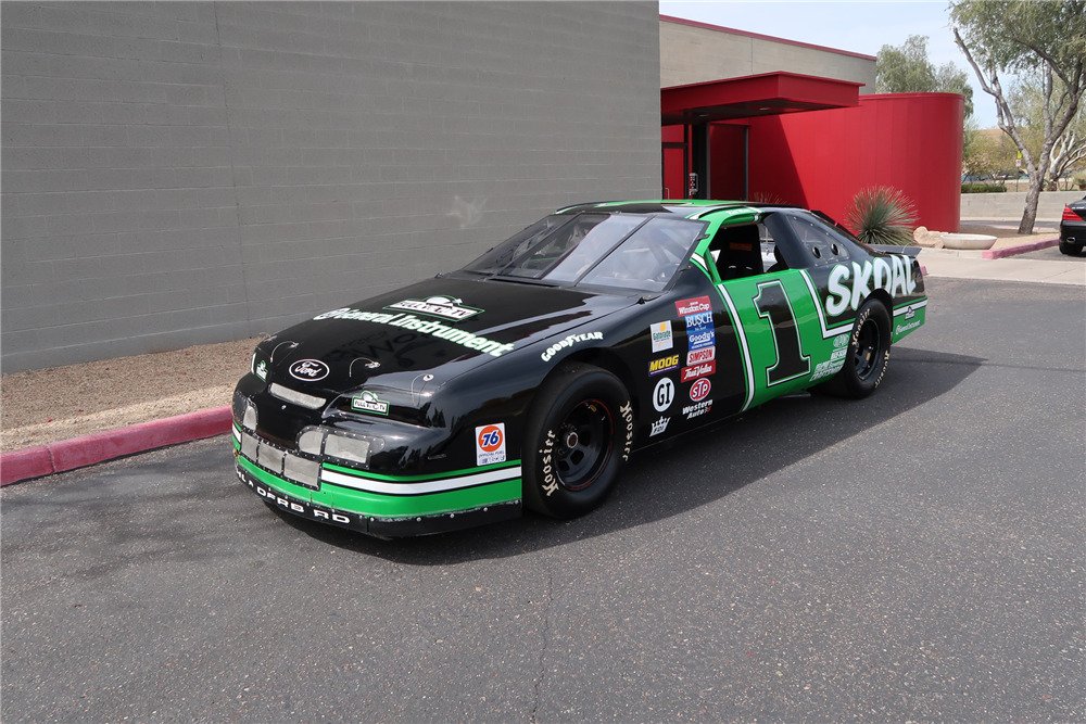 1995 FORD THUNDERBIRD NASCAR 'SKOAL BANDIT' - Vehicle | Barrett