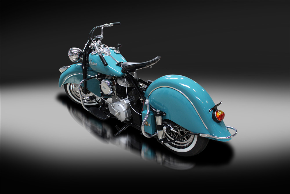 Indian Chief ヴィンテージ バイク ブレーキレバー 右 1947 220183_Rear_3-4_Web.jpg