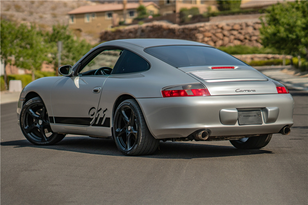 2003 Porsche 911 Carrera image 1