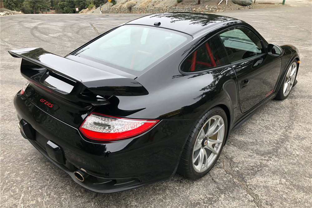 2011 Porsche 911 GT2 RS image 1