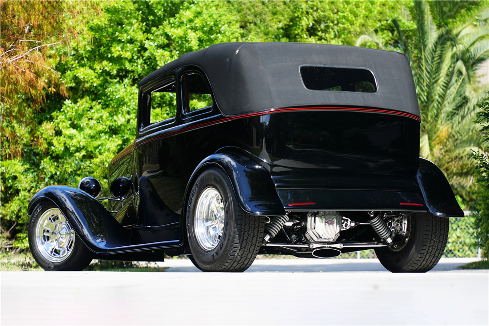 229881_Rear_3-4_Web.jpg