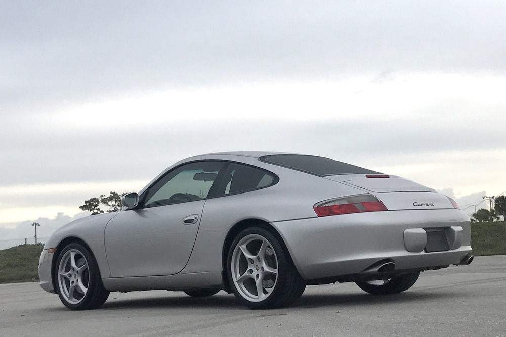 2003 Porsche 911 Carrera image 1