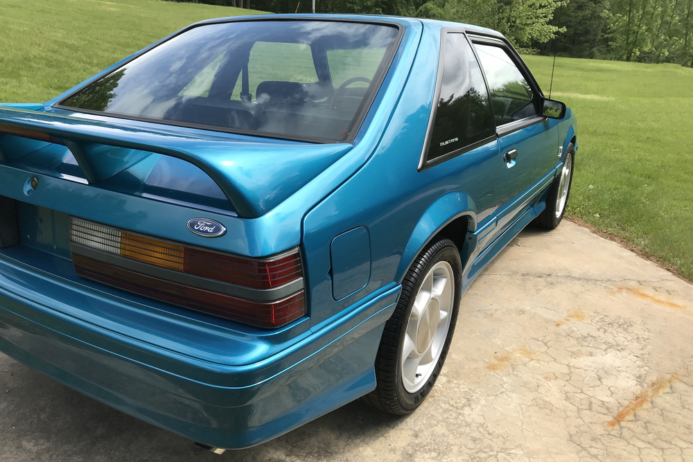 1993 Ford Mustang SVT Cobra: market value and price history