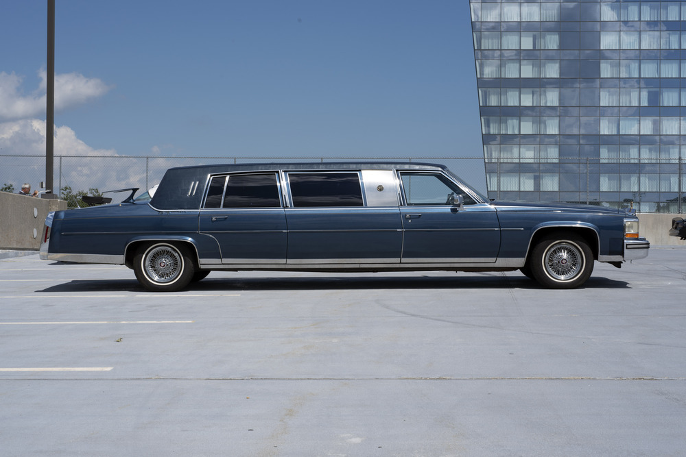激レア⭐︎Cadillac トランプ 専用ボックス付き 1989 CADILLAC BROUGHAM TRUMP GOLD EDITION LIMOUSINE - Vehicle