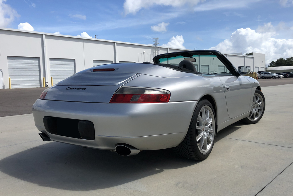 2001 Porsche 911 Carrera image 1