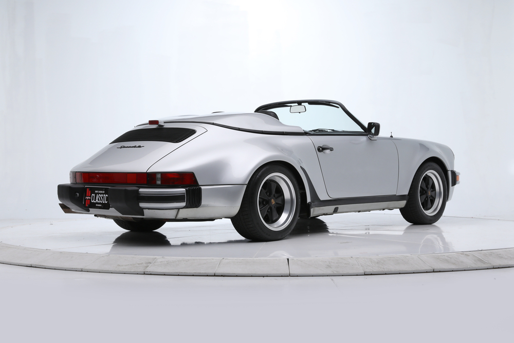 1989 Porsche 911 Carrera image 1