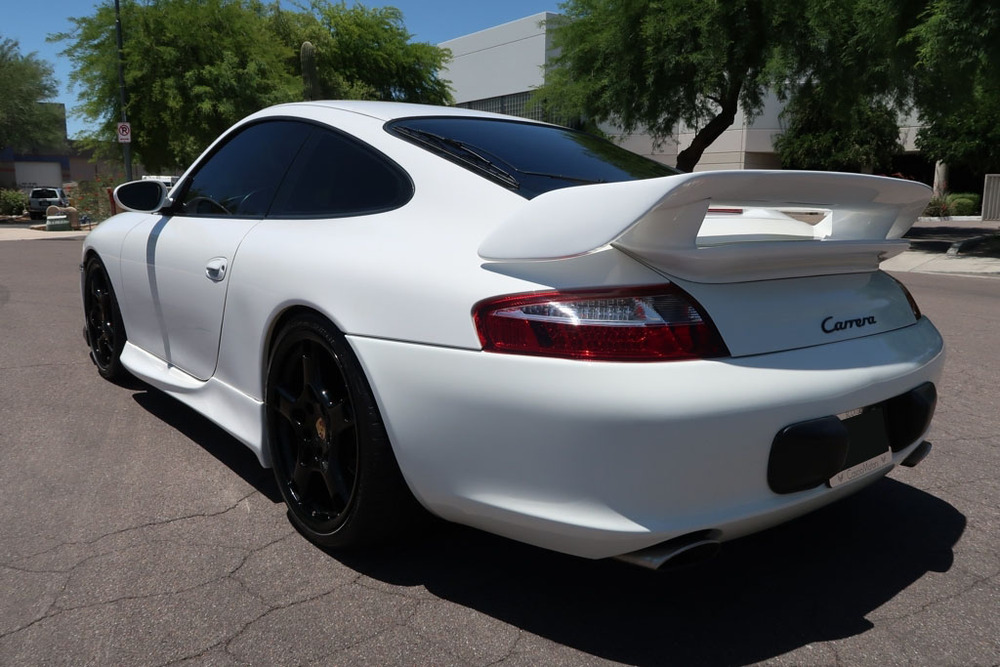 2002 Porsche 911 Carrera image 1