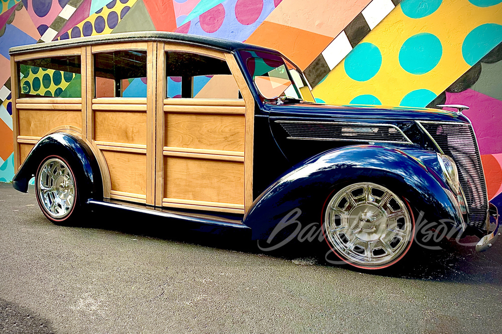 1937 Ford Custom Wagon