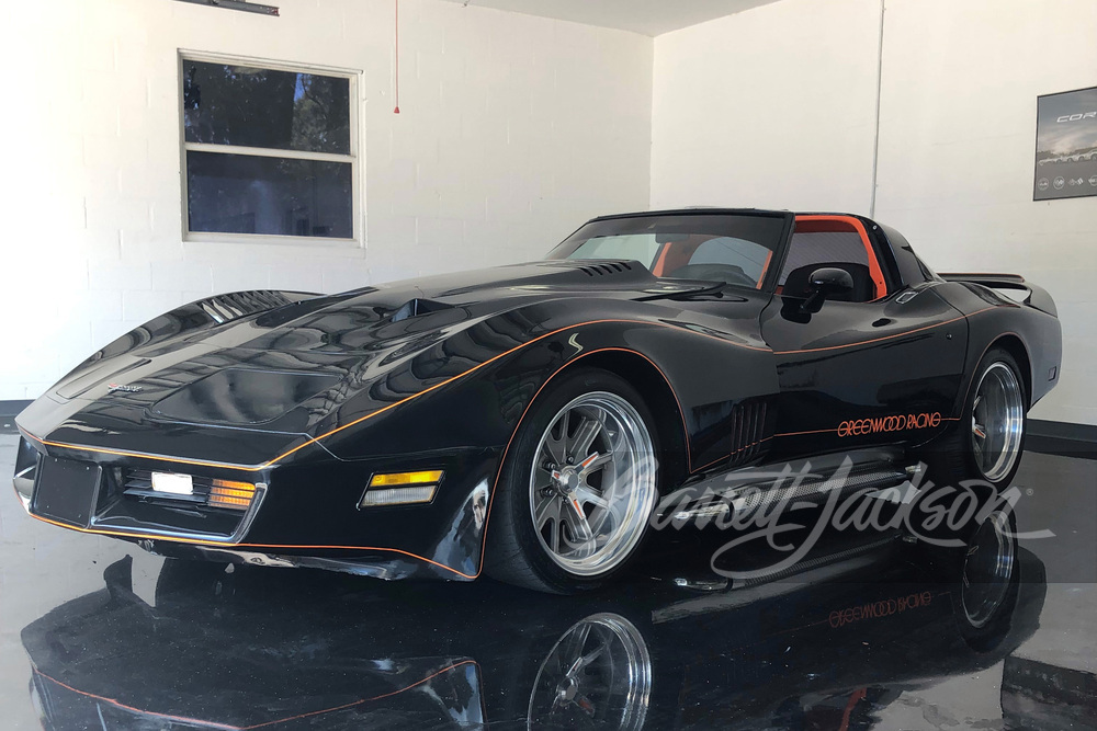 パンくんシボレー Corvette ボストンライセンスタグ グレインレザー 1980 CHEVROLET CORVETTE CUSTOM 'GREENWOOD RACING EDITION