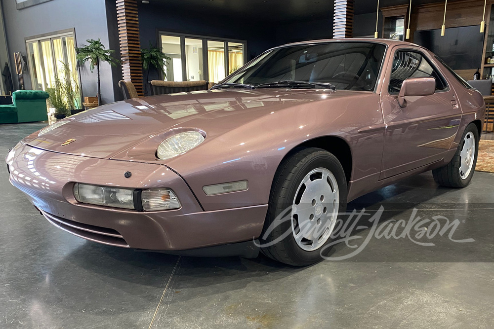 1988 Porsche 928 image 1