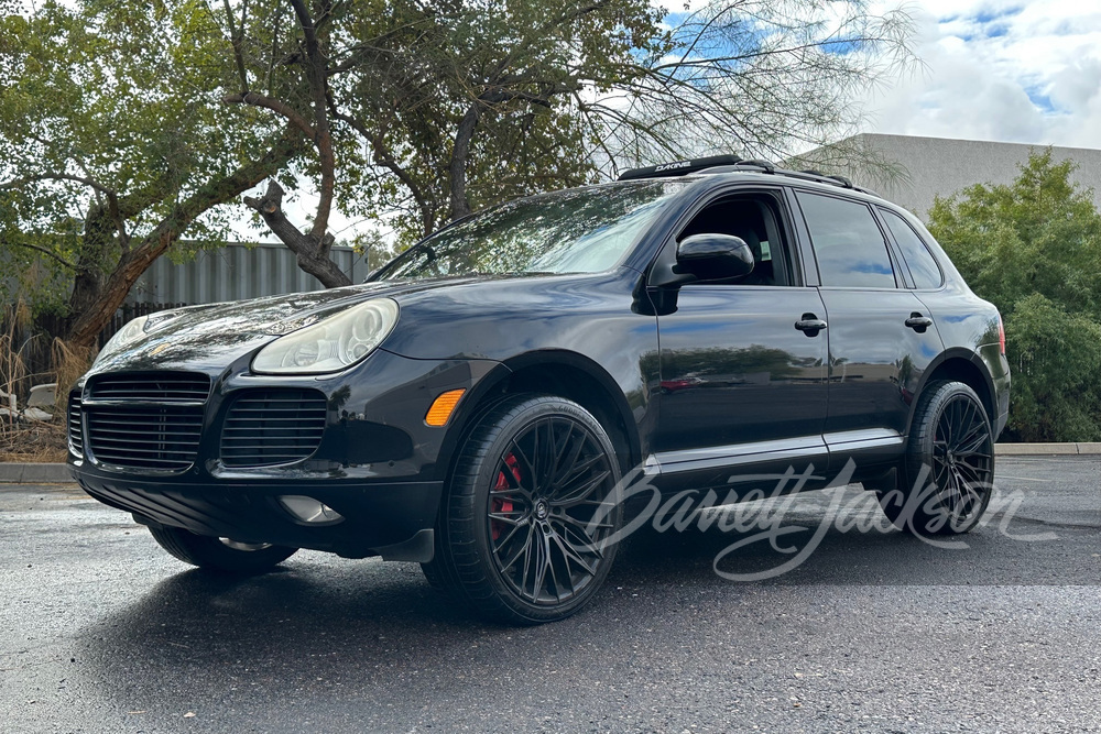 2005 Porsche Cayenne Turbo image 1