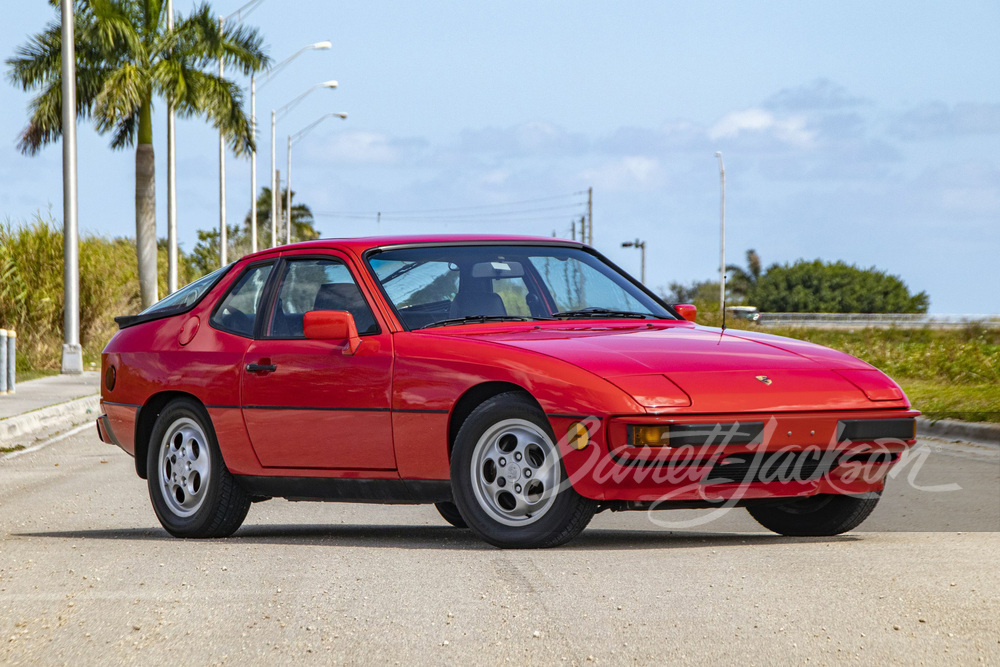 1988 Porsche 924 image 1