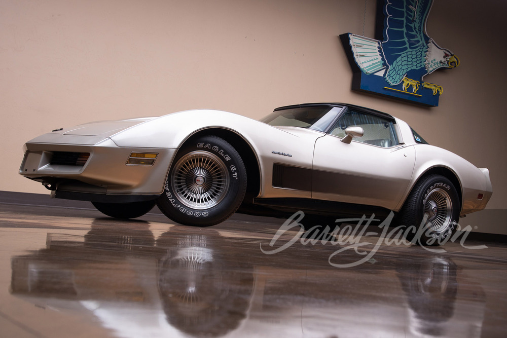 1982 CHEVROLET CORVETTE COLLECTOR'S EDITION - Vehicle | Barrett